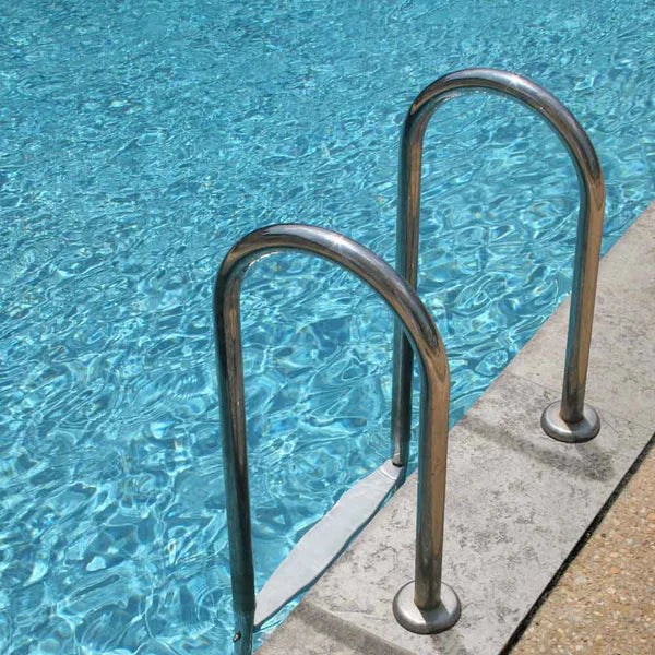MSI Silver Travertine Pool Coping 16"x24" - Eased Edge